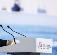 Vladimir Putin, prima concesie în fața lui Donald Trump. Tratatul de dezarmare nucleară, prelungit cu un an
